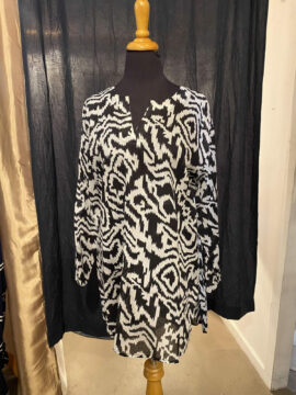 Dolma Tunic Handmade Ikat Print Black/White