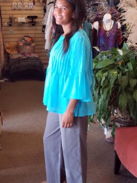 Alternative view of Pleated 3/4 Sleeve Top - Turquoise